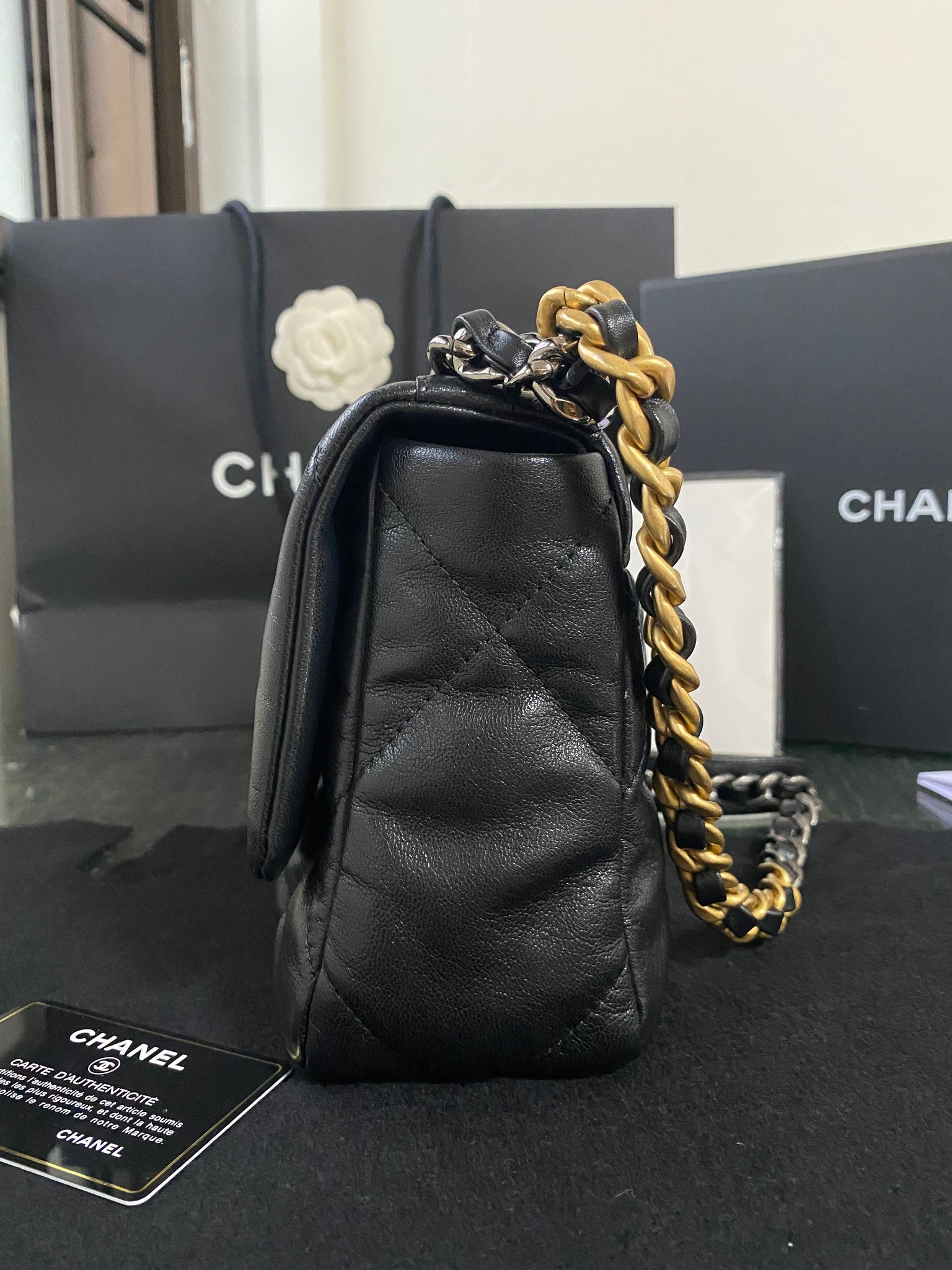Chanel 19 Small – HunterLuxxe